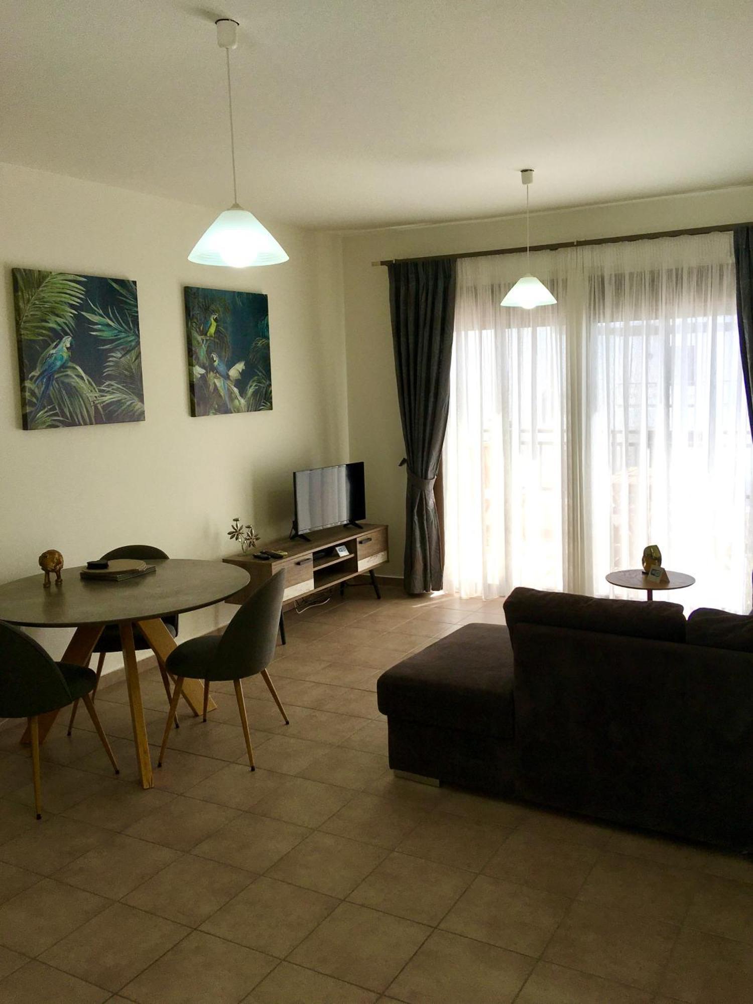 Harmonia At Gennadi Court Lägenhet Exteriör bild